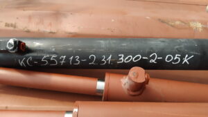Гидроцилиндр КС-55713-2.31.300-2-05К